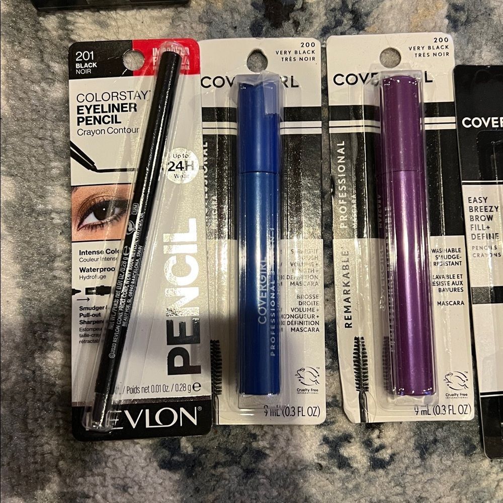 Makeup bundle - Picture 6 of 8